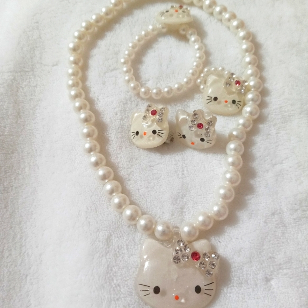 Little girls jewelry set